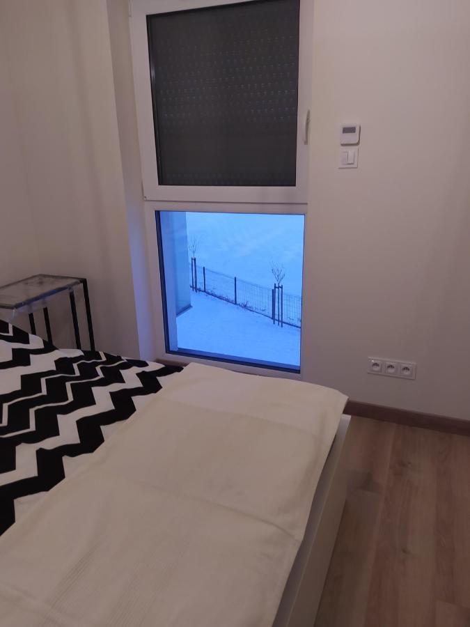Apartament Z Widokiem 皮拉 外观 照片